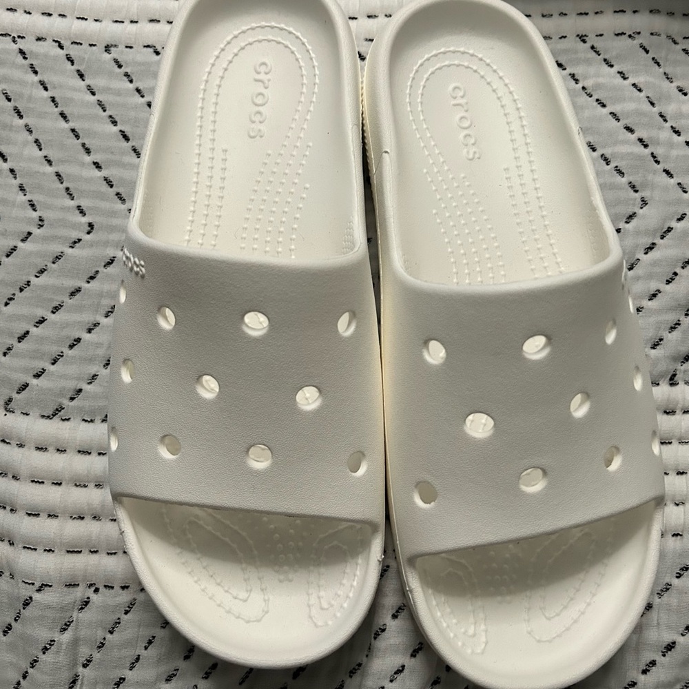 CROCS White Women's Sandals